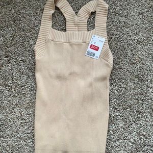 Fits like a small/medium